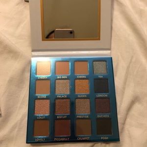Bh cosmetics eye shadow palette
